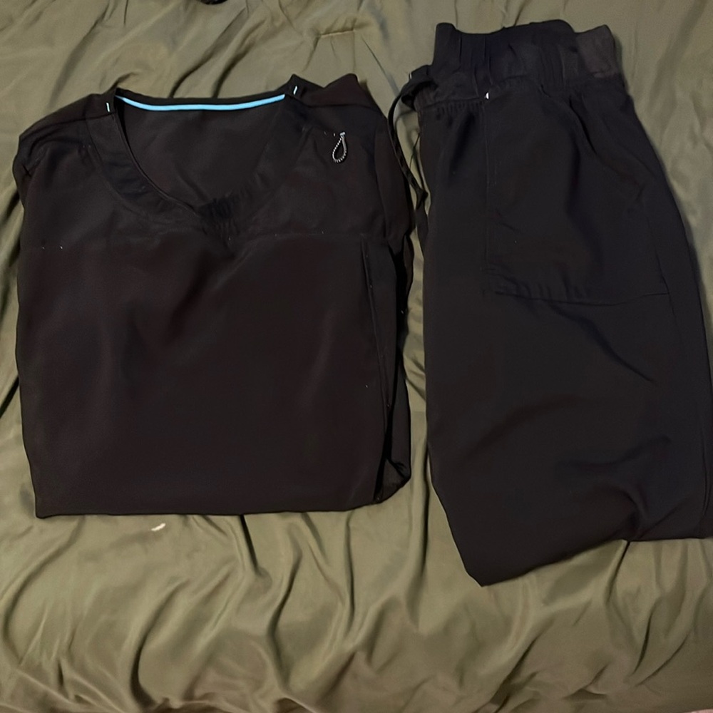 Scrub Set